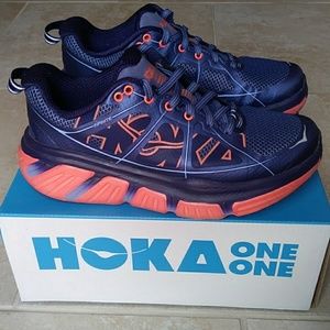 Hoka One One Women's size 6.5 EUC